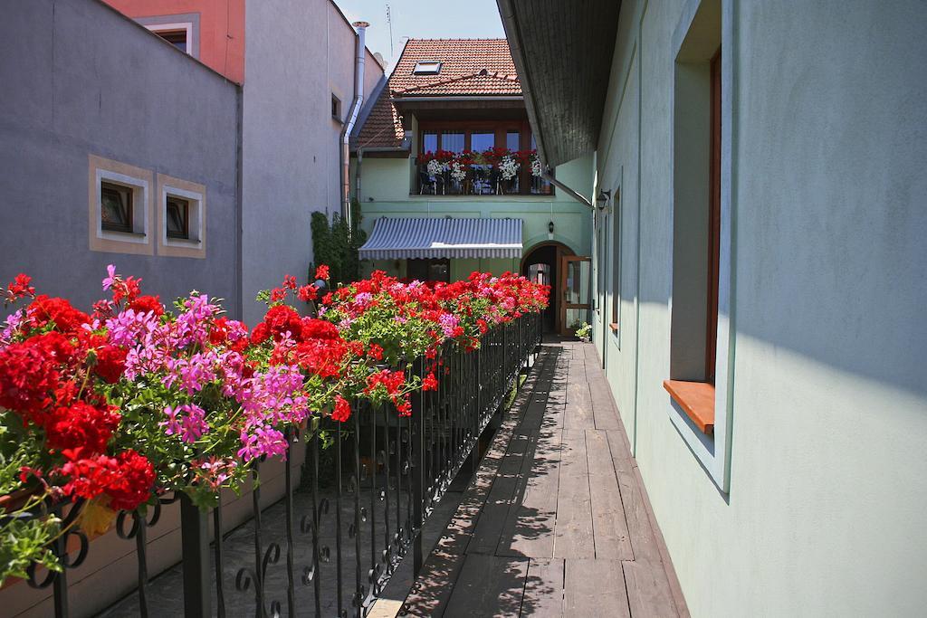 Boutique Penzion Slovenska - Penzion Bella Sicilia Prešov Exterior foto
